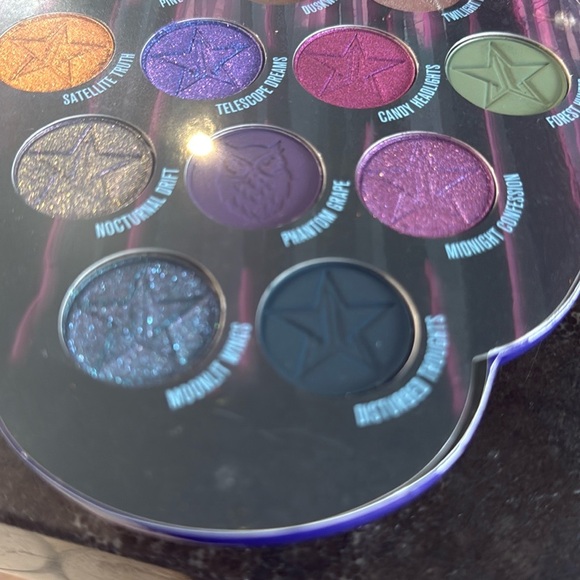 Jeffree Star Night Owl Palette with Blue and Purple - Picture 3 of 3